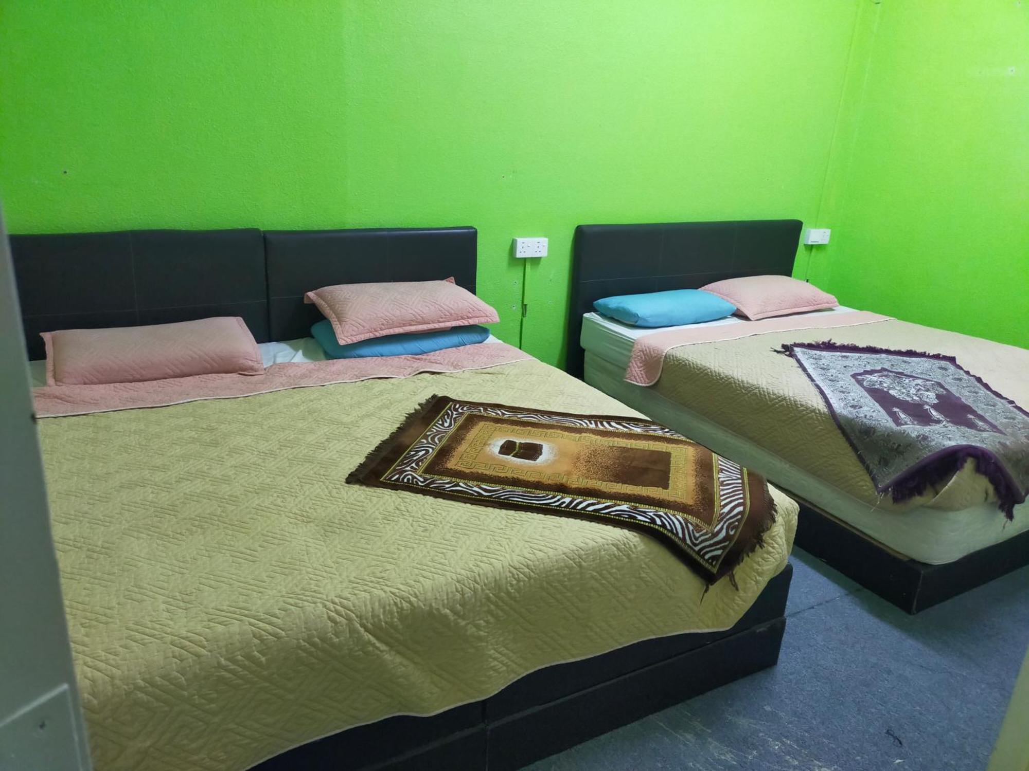 Netasha Holiday Inn Tanah Rata Bagian luar foto