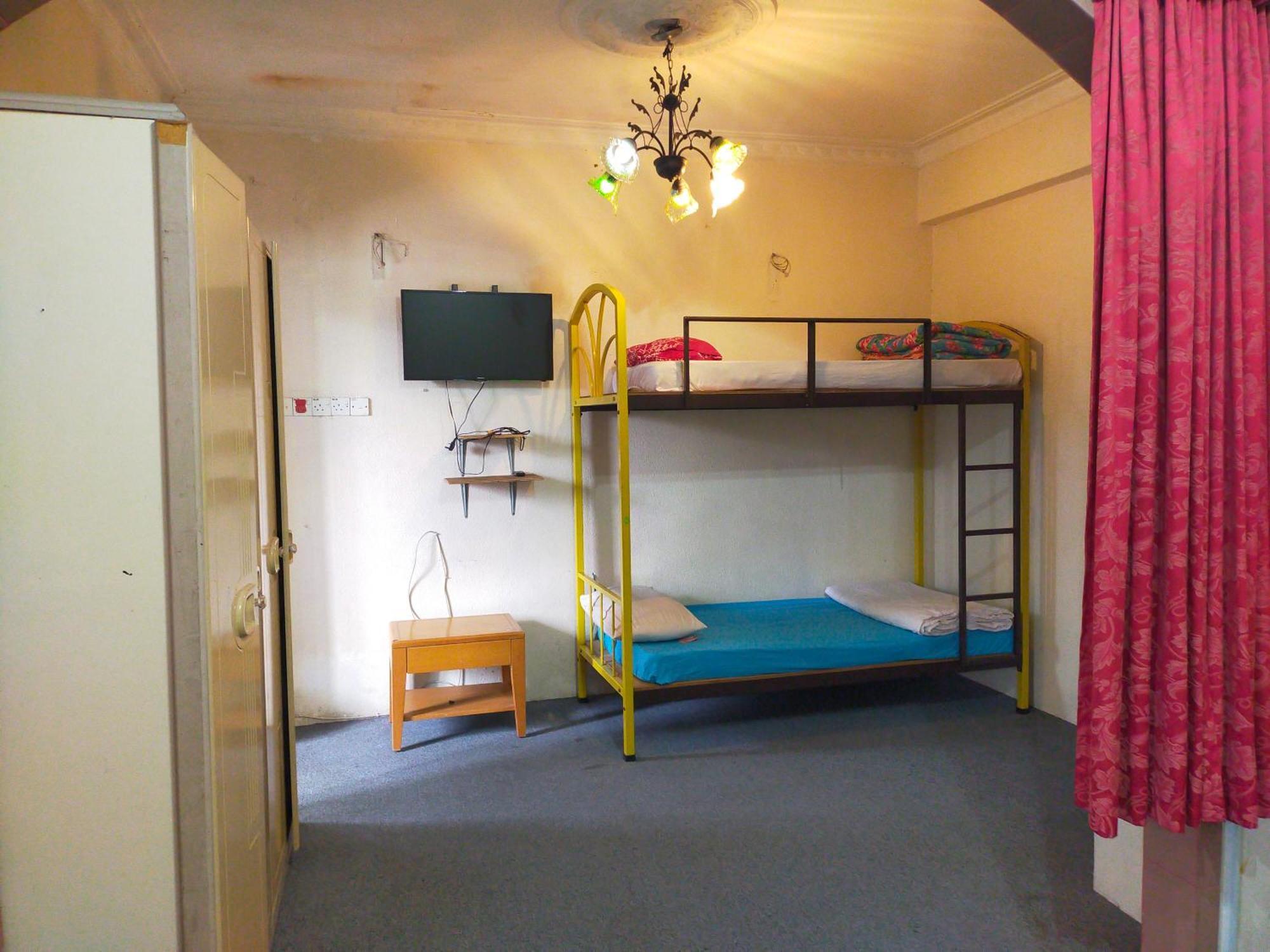 Netasha Holiday Inn Tanah Rata Bagian luar foto