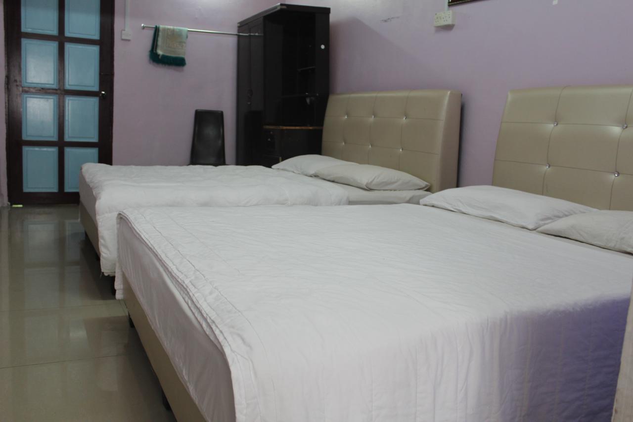 Netasha Holiday Inn Tanah Rata Bagian luar foto